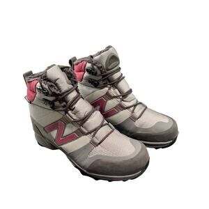 New Balance Women’s 7.5 , 1099 PrimaLoft Light Weight Hiking Trail Boots Gray
